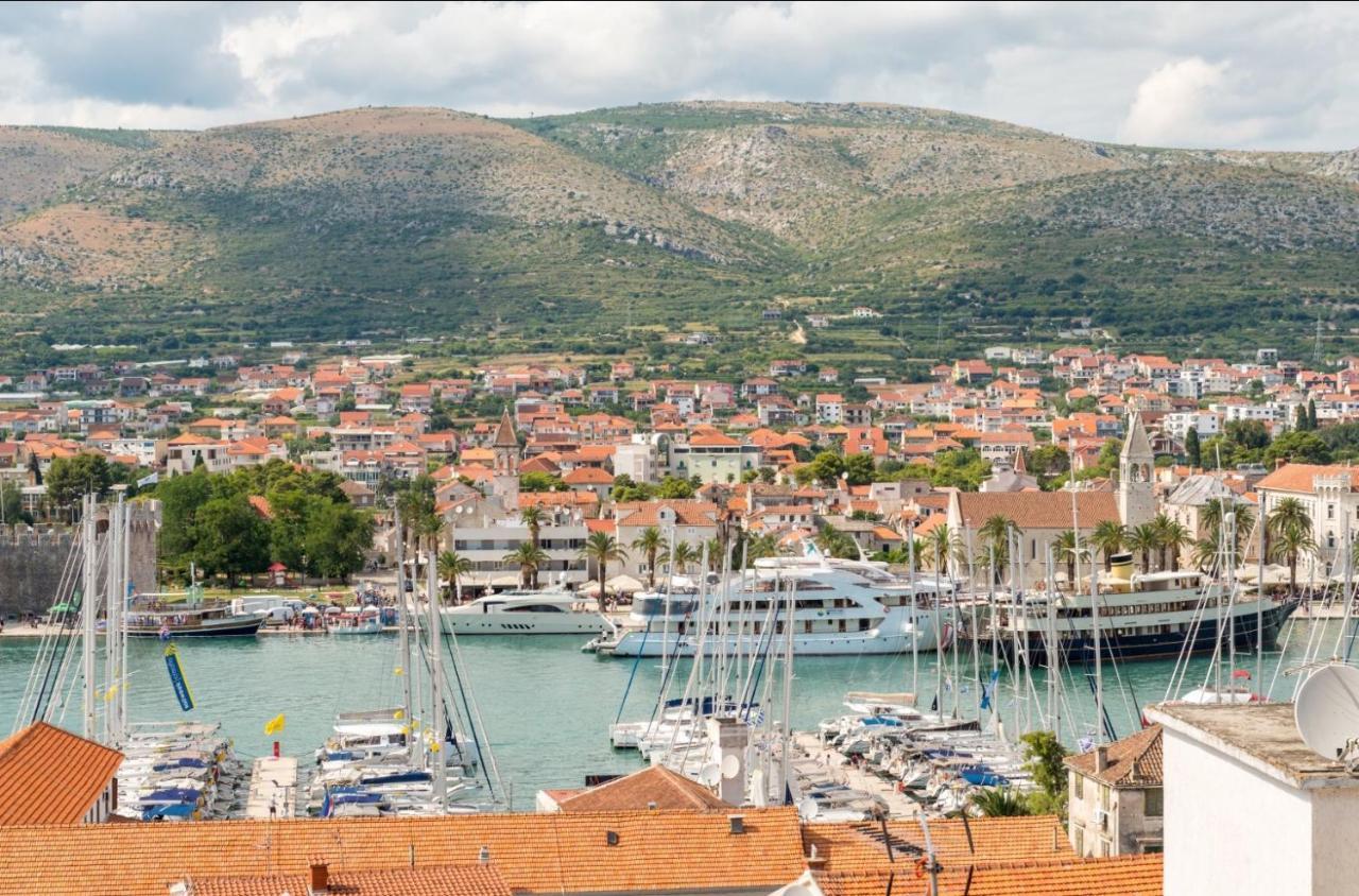 The Best Old Town View Apartment, 5 Min Walk, Parking Τρογκίρ Εξωτερικό φωτογραφία
