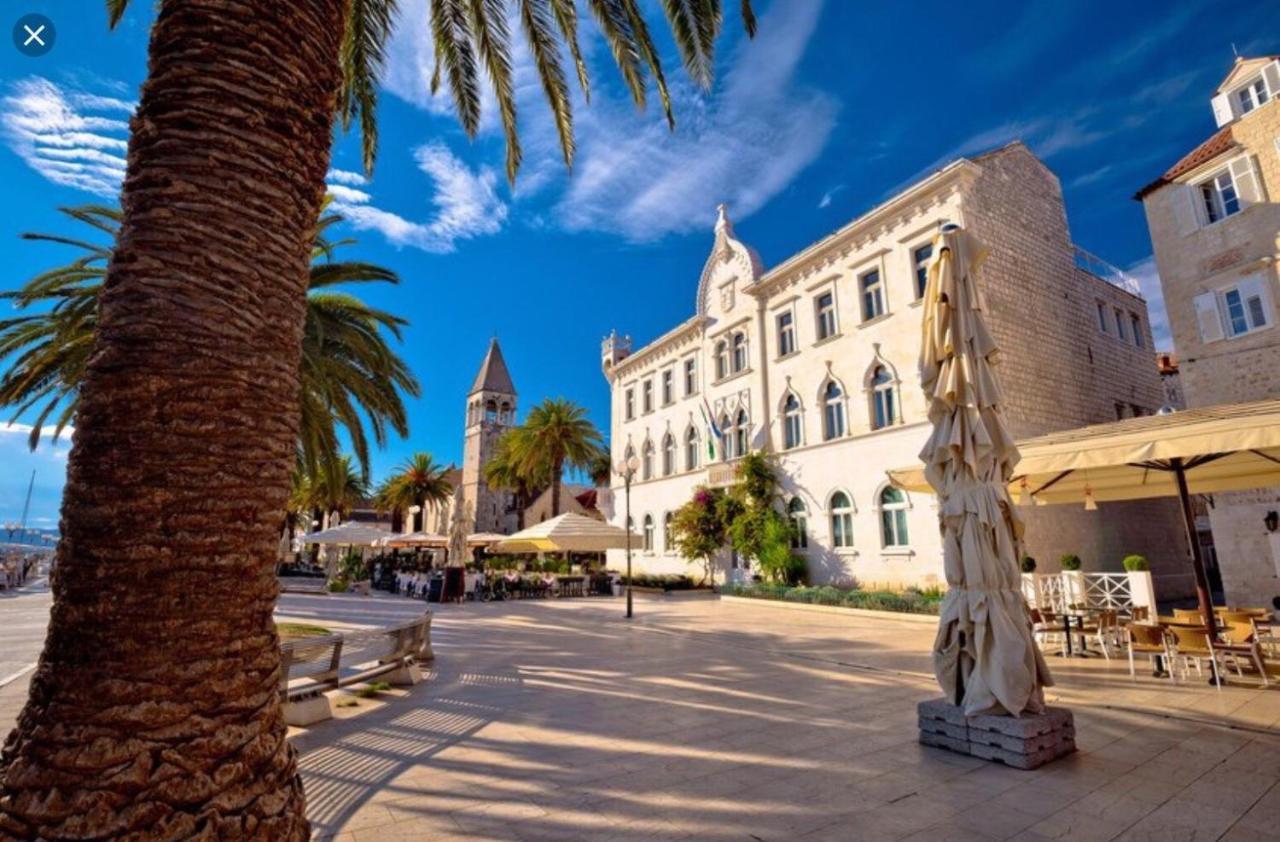 The Best Old Town View Apartment, 5 Min Walk, Parking Τρογκίρ Εξωτερικό φωτογραφία